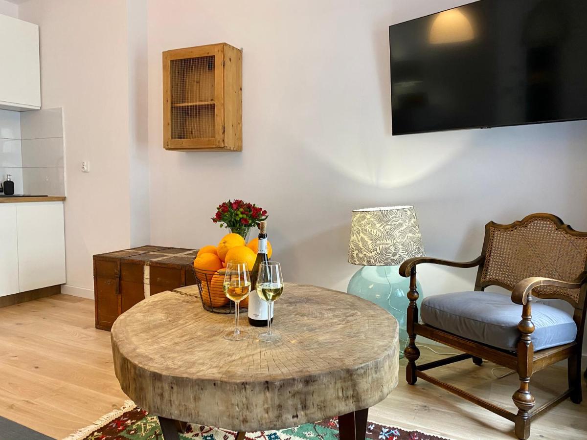 Apartament Hrabala Jelení Hora Exteriér fotografie